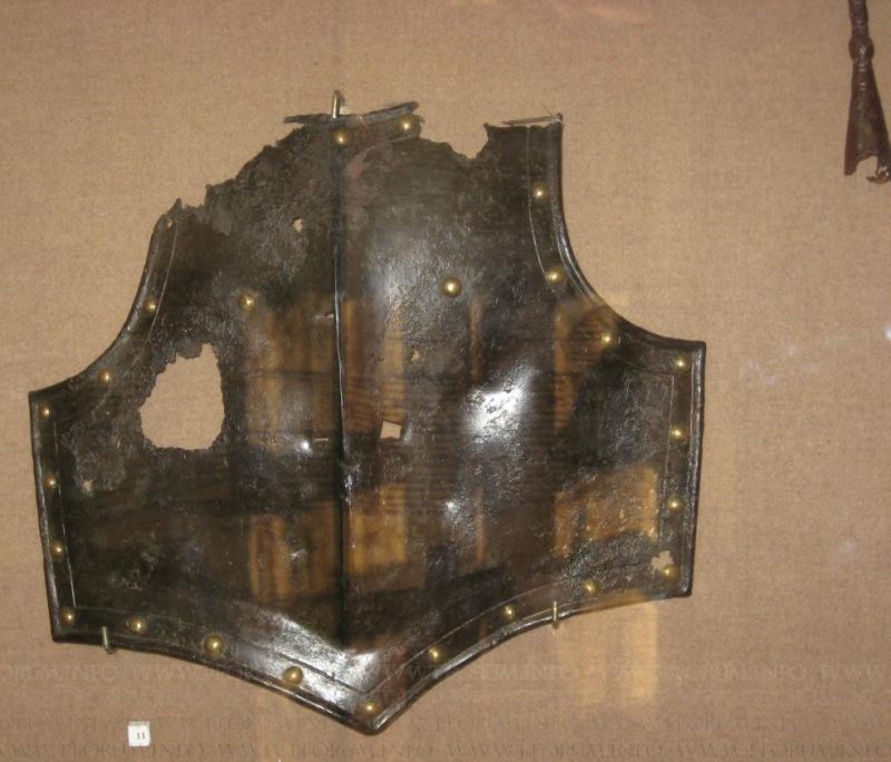 cuirass_01.jpg