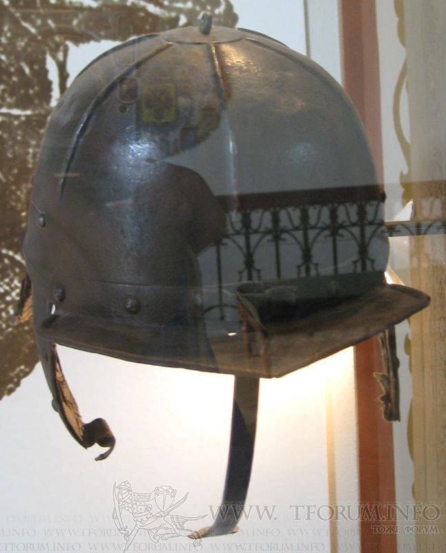 17c_eur_helm_01.jpg