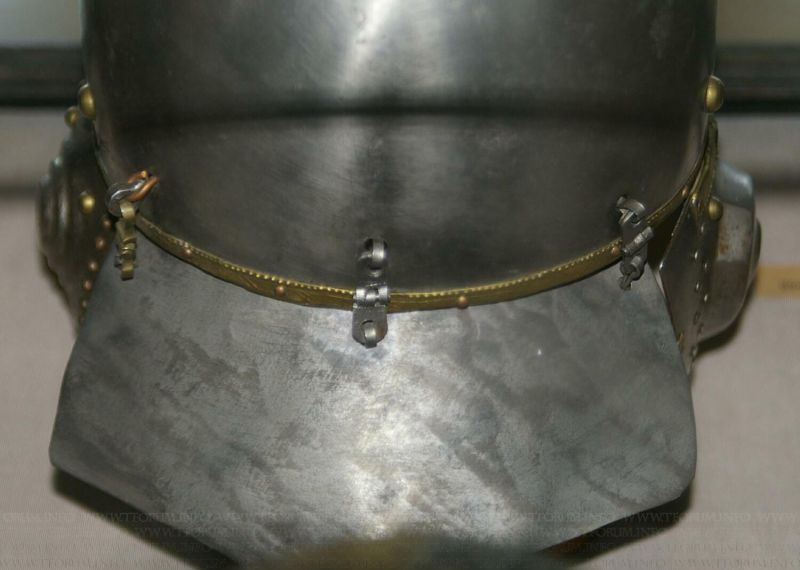 helm1_6.jpg