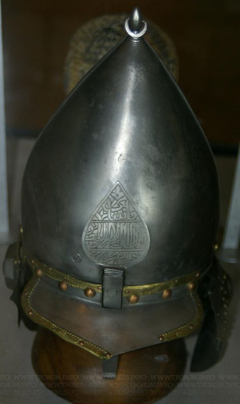 helm1_2.jpg