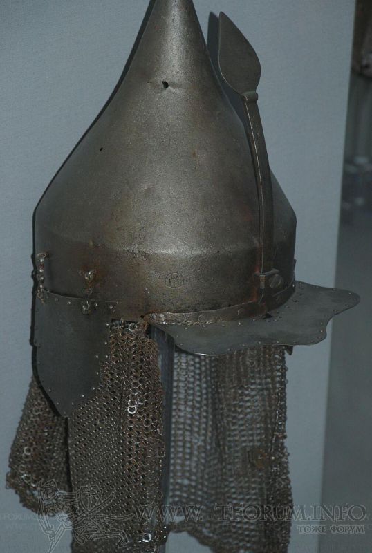 helmet1_2.jpg