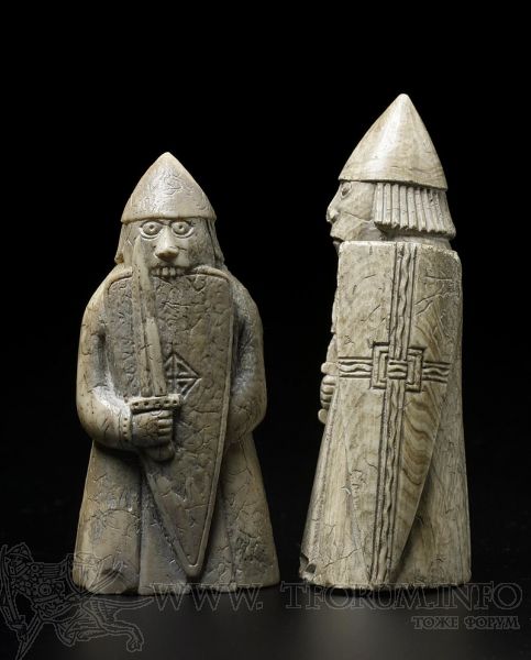 800px NMSLewisChessmen2