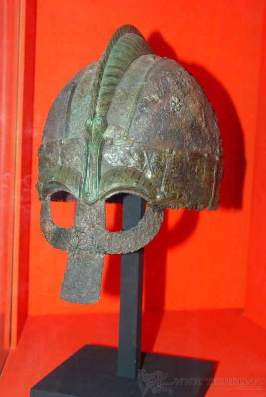 helm1_06.jpg