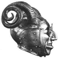 Helmet1.jpg